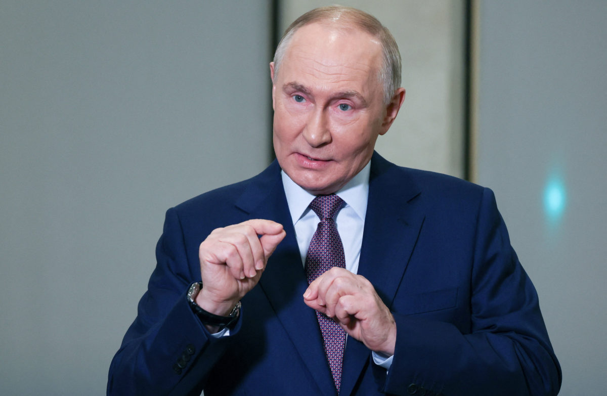 Lee más sobre el artículo Putin: «Las sanciones estadounidenses son un acto hostil». Aviones rusos sobrevuelan Lituania.